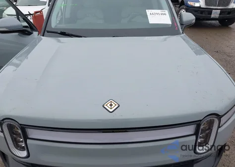 2024 Rivian R1T Adventure Dual Motor Large Pack/Adventure Dual Motor Perf Large Pack from USA, damaged, VIN 7FCTGBAA4RN031306